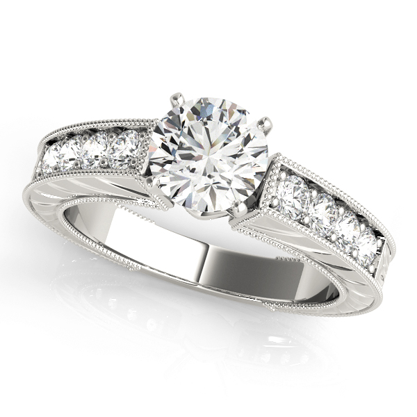 ENGAGEMENT RINGS ANTIQUE