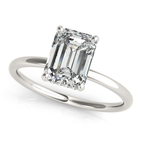 ENGAGEMENT RING EMERALD CUT CENTER