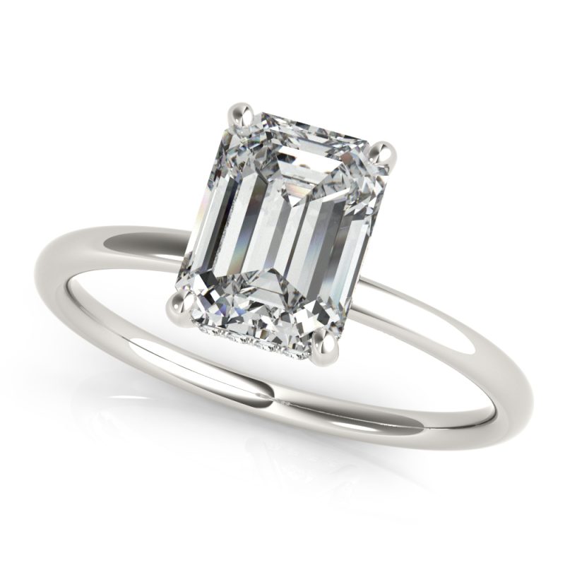 ENGAGEMENT RING EMERALD CUT CENTER