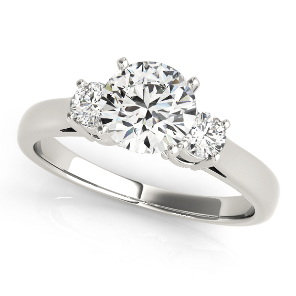 ENGAGEMENT RINGS 3 STONE ROUND